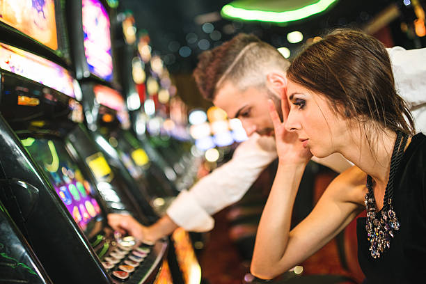 How to Get Rich Playing Online Slots