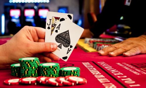 Click and Climb: Scaling the Heights of Success in Online Casino Gaming